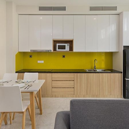Sun River Hotel & Apartment Дананг Екстериор снимка