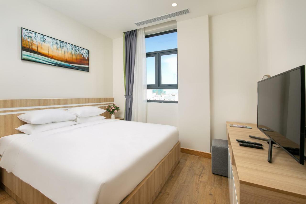 Sun River Hotel & Apartment Дананг Екстериор снимка